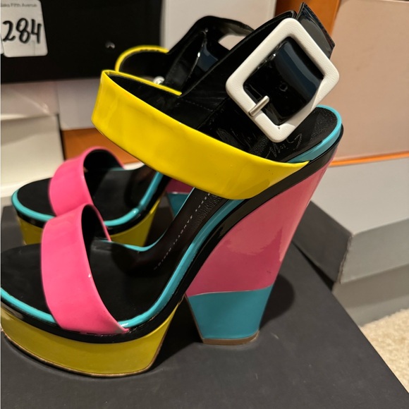 Giuseppe color block platform sandals. - Picture 3 of 6